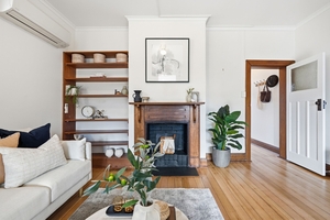 71 Molle Street, Hobart, TAS 7000 photo 2 of 22