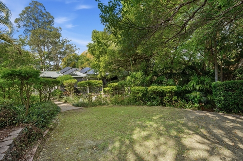 27 Graham Street, Indooroopilly, QLD 4068