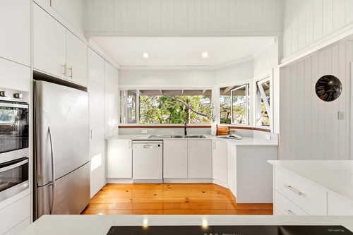 62 Disraeli Street, Indooroopilly, QLD 4068