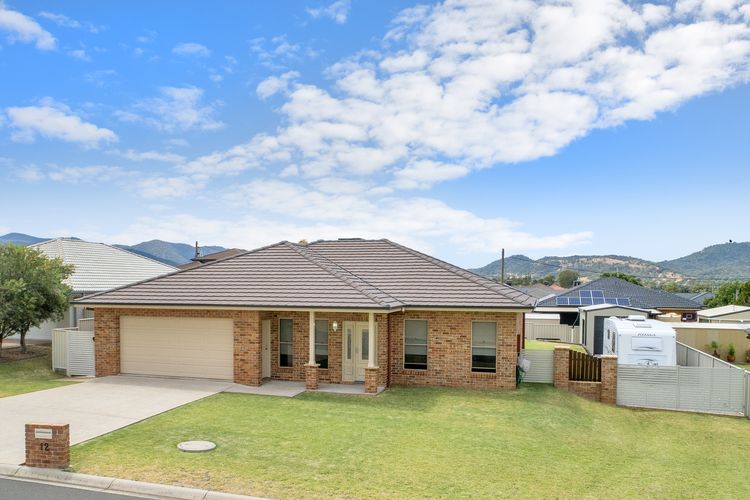 12 Lily Close, Kootingal, NSW 2352 for Sale