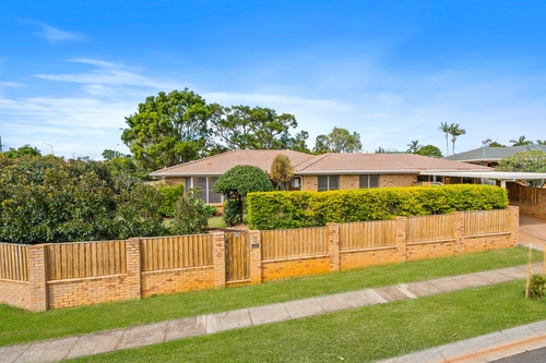 2 Trevally Crescent, Manly West, QLD 4179