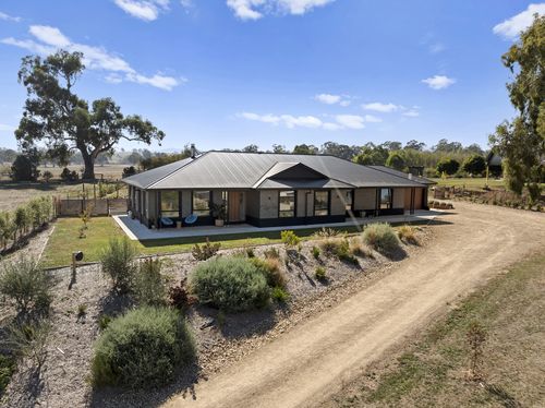 8 Dianella Court, Mansfield, VIC 3722