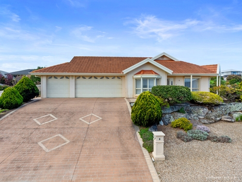 4 Fairway Drive, Mccracken, SA 5211