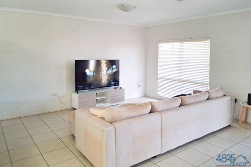 27 Emmalyn Close, Mount Isa, QLD 4825