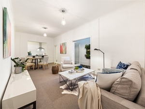 26 Curran Street, North Melbourne, VIC 3051 photo 2 of 12