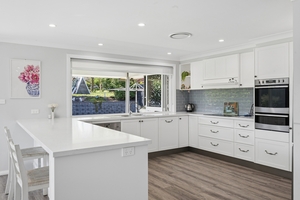 38 Buckland Drive, Orange, NSW 2800 photo 2 of 21