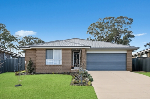 13 Haywood Drive, Orange, NSW 2800