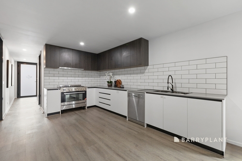 14 Zermatt Loop, Pakenham, VIC 3810