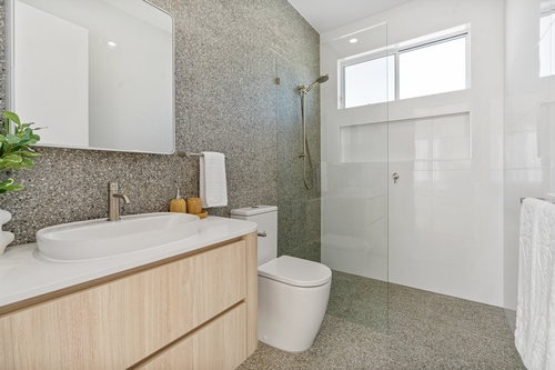 4 Philippine Lane, Palm Beach, QLD 4221