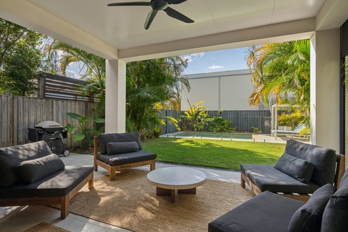 1/57 Magnoli Circuit, Palm Beach, QLD 4221