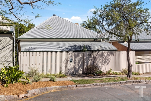 Petrie Terrace, QLD 4000