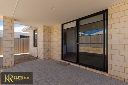19 Pepperbush Crescent, Piara Waters, WA 6112