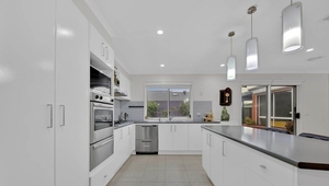18 Moorgate Street, Point Cook, VIC 3030 photo 3 of 13