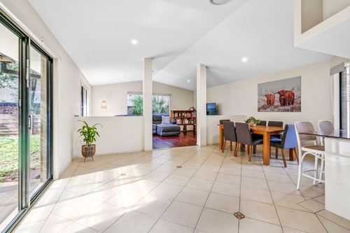 272 Crestwood Drive, Port Macquarie, NSW 2444