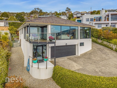 5 Primrose Place, Sandy Bay, TAS 7005