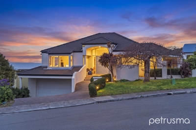 14 Rose Court, Sandy Bay, TAS 7005