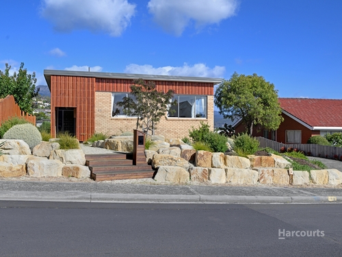 75 Lipscombe Avenue, Sandy Bay, TAS 7005