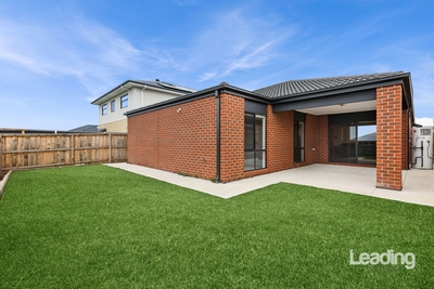 38 Sacred Drive, Sunbury, VIC 3429 photo 10 of 10