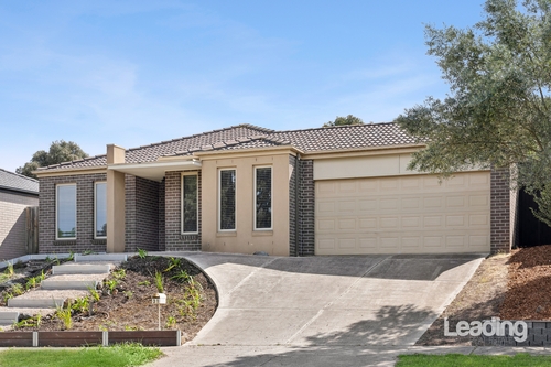 31 Waugh Street, Sunbury, VIC 3429