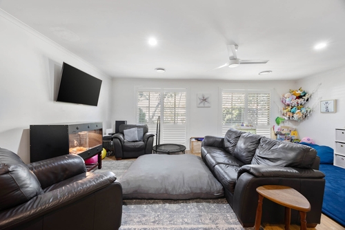 1 Dunrossil Drive, Sunbury, VIC 3429