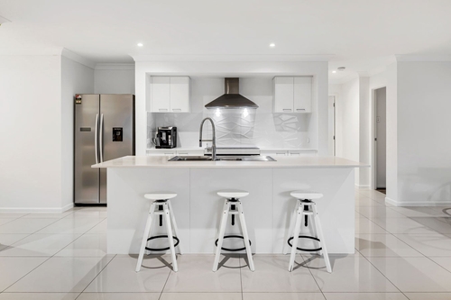 114 Salerno Street, Surfers Paradise, QLD 4217