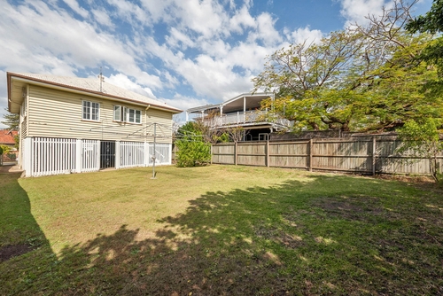 21 Pauline Street, Tarragindi, QLD 4121