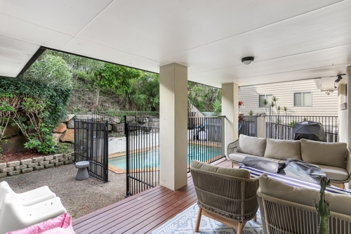 6 Mapleton Crescent, Varsity Lakes, QLD 4227