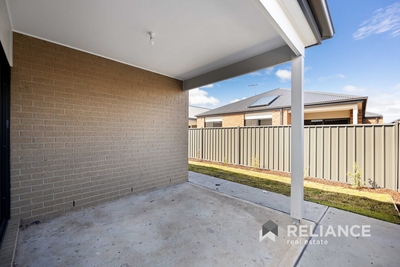 6 Brasilia Street, Werribee, VIC 3030 photo 8 of 8