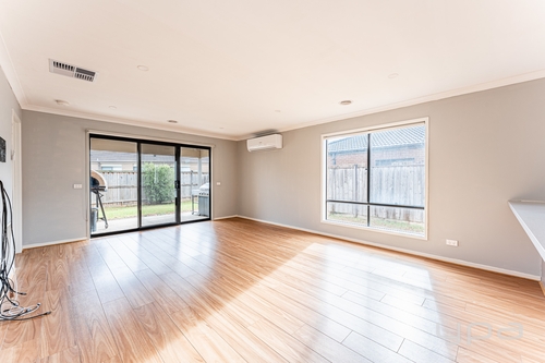 16 Leafy Road, Werribee, VIC 3030