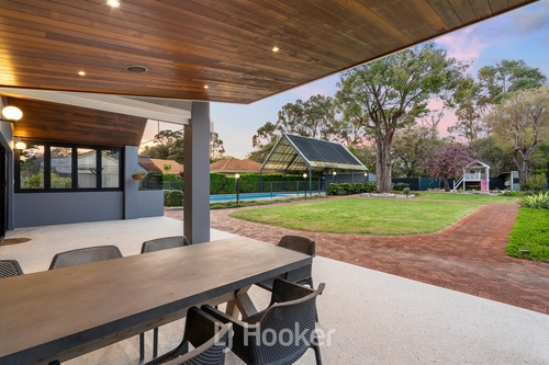 7 Lake Street, West Busselton, WA 6280