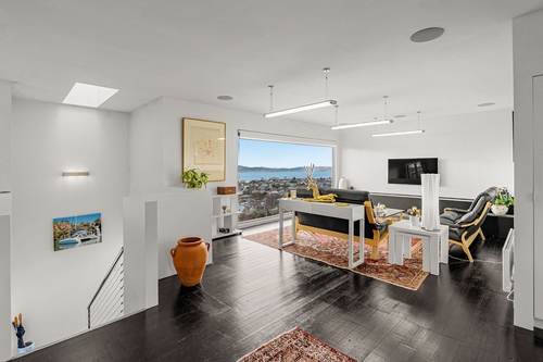 76 Knocklofty Terrace, West Hobart, TAS 7000