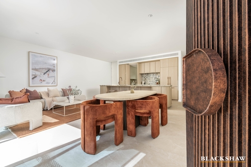 8 Mcculloch Street, Curtin, ACT 2605