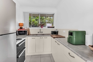 1 & 2/71 Laguna Avenue, Palm Beach, QLD 4221 photo 3 of 12