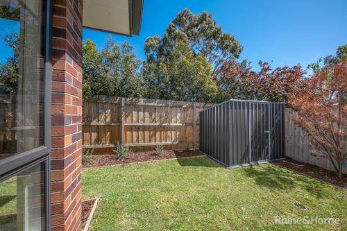 1/38 Pasley Street, Sunbury, VIC 3429