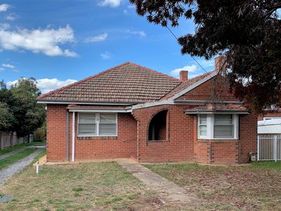 Explore Prince Street, Goulburn, NSW - 2580 - view.com.au