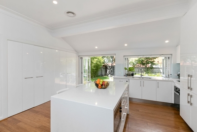 Explore Carr Street, Coogee, NSW - 2034 - view.com.au