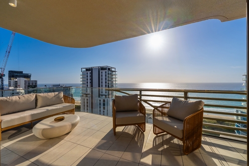1601/123 Old Burleigh Road, Broadbeach, QLD 4218