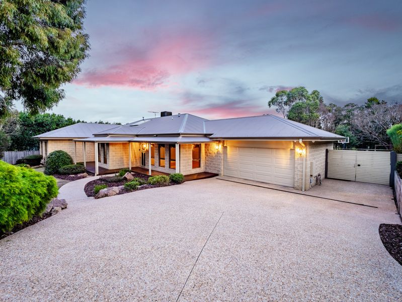 18 Green Mist Crescent, Botanic Ridge, VIC 3977 for Sale | view.com.au