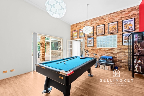 9 Wilfred Road, Canning Vale, WA 6155