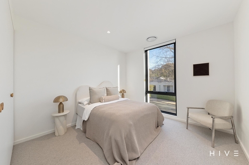 21 Lawley Street, Deakin, ACT 2600