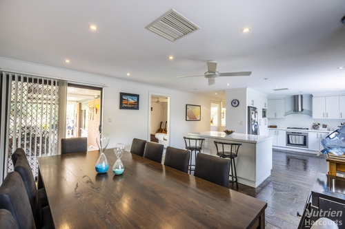 30 Cromwell Drive, Desert Springs, NT 0870