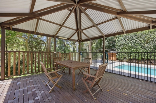 22 Evergreen Drive, Elanora, QLD 4221