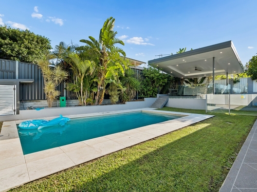17 Barrier Place, Forest Lake, QLD 4078