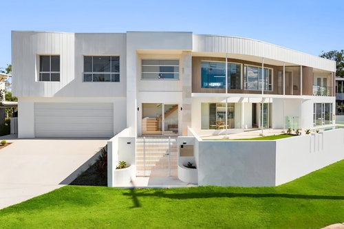 10 Crescent Avenue, Hope Island, QLD 4212