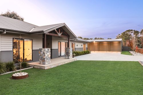 2 Redleaf Court, Mansfield, VIC 3722
