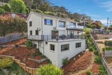 30 Weerona Avenue, Mount Stuart, TAS 7000