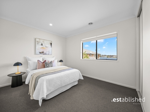 22 Watersedge Cove, Point Cook, VIC 3030