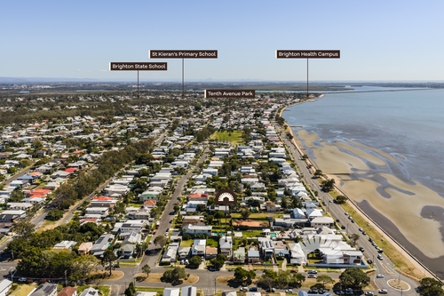 24 Ninth Avenue, Sandgate, QLD 4017
