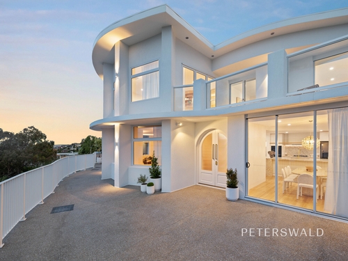 3 Capri Drive, Sandy Bay, TAS 7005