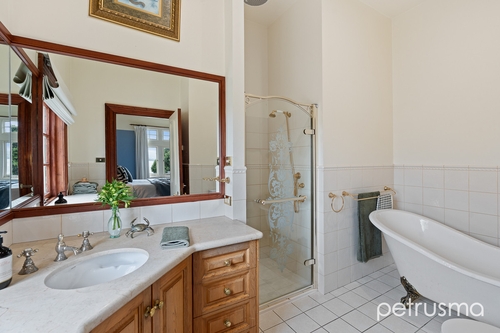 555 Sandy Bay Road, Sandy Bay, TAS 7005